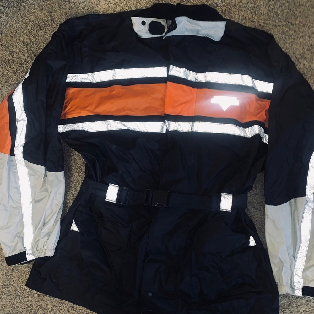 Men’s Nelson Rigg rain jacket